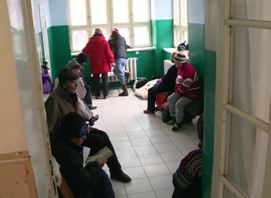 98 de persoane fără domiciliu stabil, găzduite timp de 24 de ore