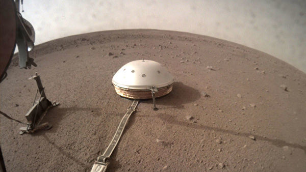 Зонд InSight начнет "буровые работы" на Марсе в понедельник.