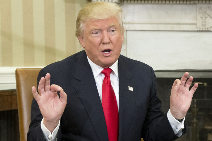 Трамп выплатит $25 млн по коллективному иску студентов.