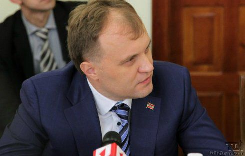 Бюджетные средства, налоги и все обязательные платежи, поступающие в казну и внебюджетные фонды тратят лишь на социальные статьи.
