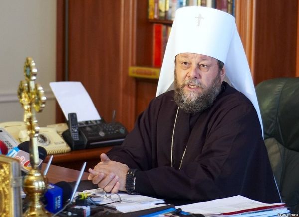 Митрополит Владимир поздравил Додона с победой