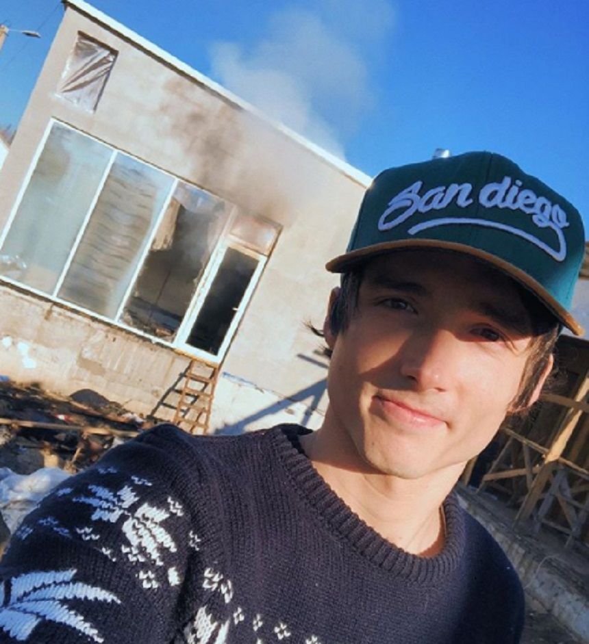 Vloggerul Ilie Bivol, acuzat că şi-ar fi incendiat singur casa. Foto: unica.md