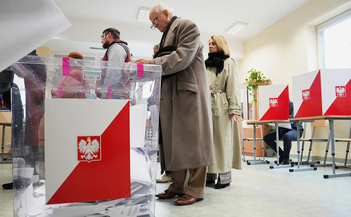 В Польше правящая партия «Право и справедливость» потеряла большинство в парламенте.