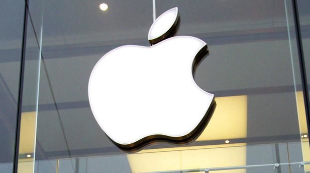 Apple подала документы на оформление патента на компьютер iMac из стекла. 