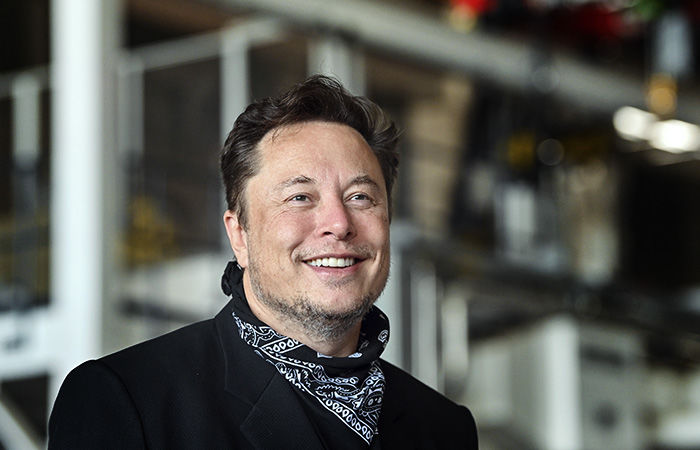 Forbes признал Илона Маска богатейшим человеком в истории.