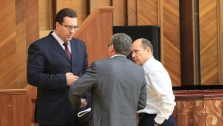 Proiectul de lege cu privire la ridicarea imunității deputaților a fost semnat deja de 31 deputați PLDM și de patru deputați PL.