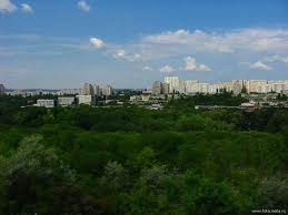 O construcție auxiliară de pe strada Cahul 27 din Chișinău a fost cuprinsă de flăcări. Foto: world66.com