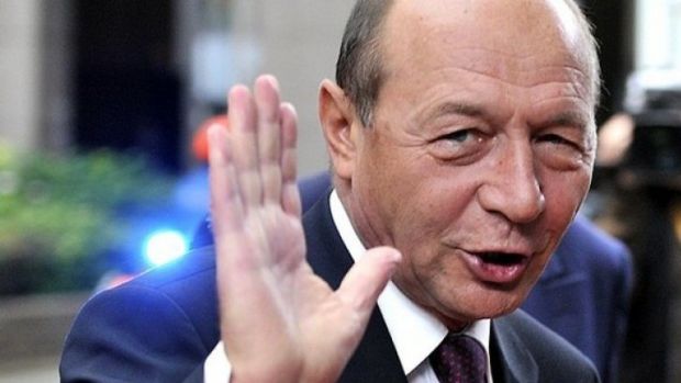 Traian Băsescu a atras atenţia la cetăţenia română a avocatului Preşedintelui Dodon