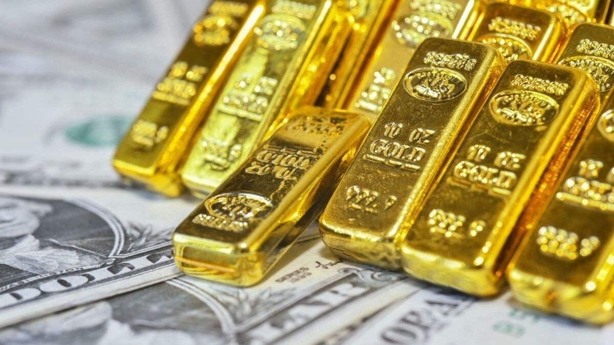 Prețul aurului a depășit pentru prima dată pragul de 4.000 de dolari pe uncie.