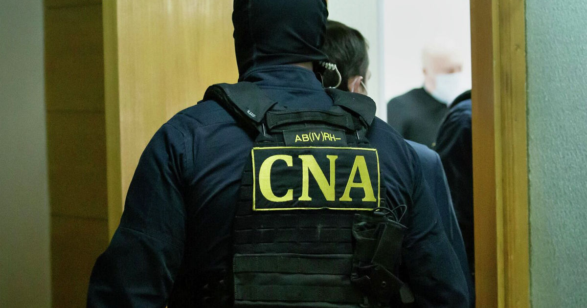 A lăsat o agenție de turism fără 430.000 lei: Un agent, cercetat penal.
