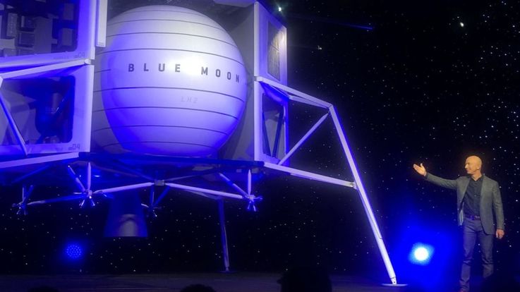 Jeff Bezos vrea să mute industria pe Lună ca să salveze Pământul