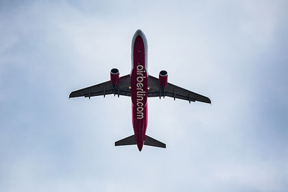 Авиакомпания Air Berlin начала процедуру банкротства, а также ведет переговоры с Lufthansa о покупке части своего бизнеса. 