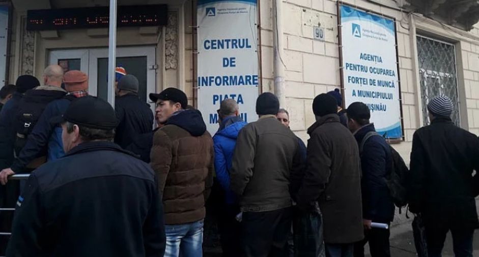 Более 37 тысяч новых безработных зарегистрировали в 2021 году.