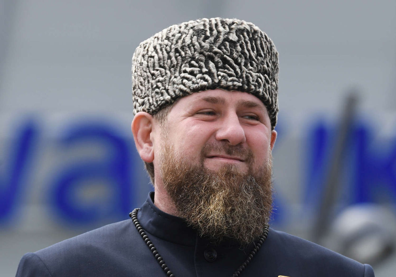 Кадыров выступил за переведение всех силовиков на усиленное несение службы.