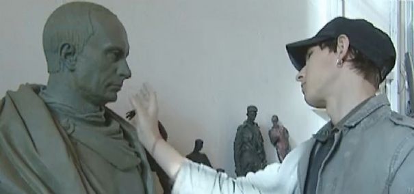 Bustul lui Putin ca împărat roman, în atelierul sculptorului Greșnikov. Foto: evz.ro
