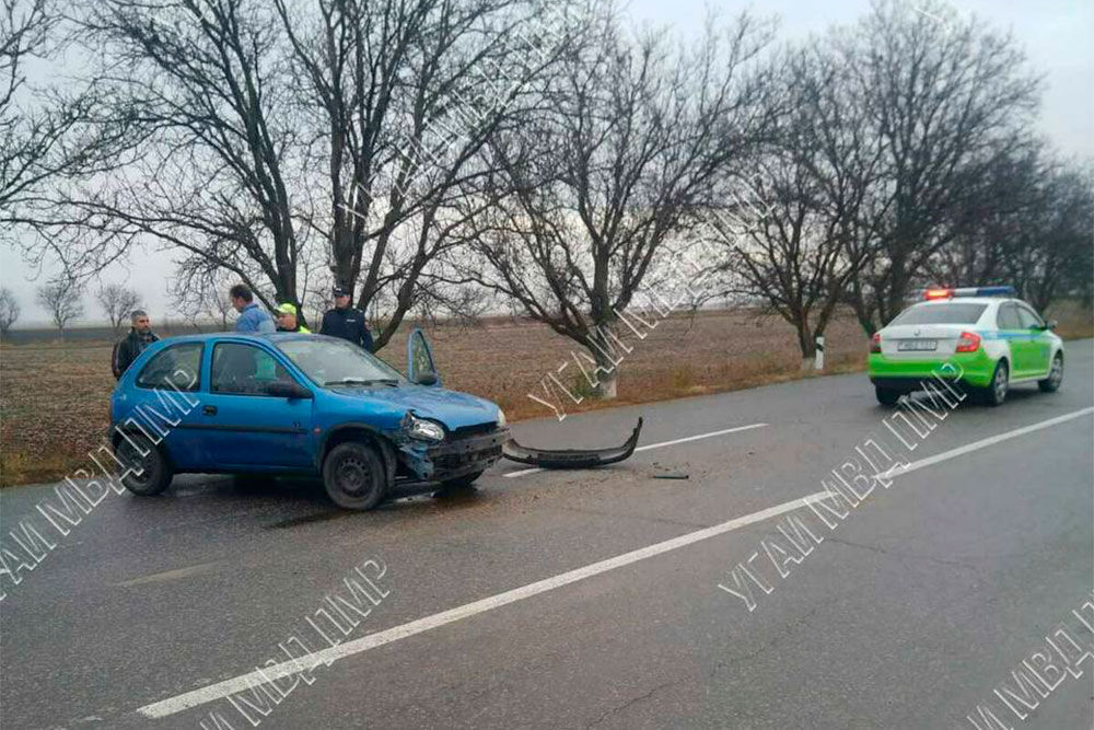 На автодороге Тирасполь-Каменка произошло серьезное ДТП.