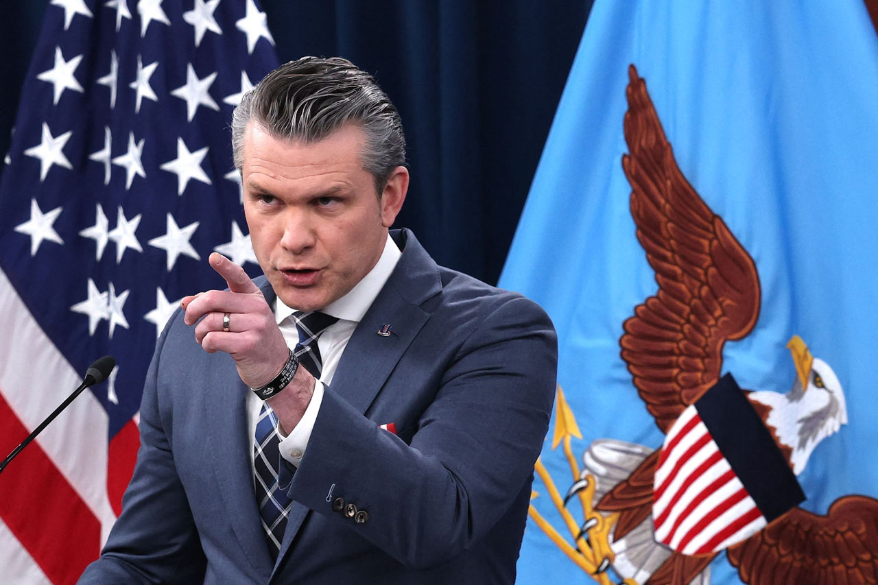 Hegseth l-a acuzat pe Biden de epuizarea stocurilor de arme din cauza ajutorului acordat Ucrainei.