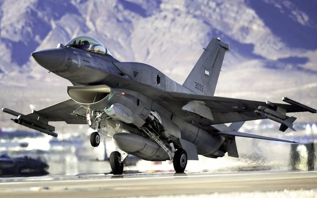 Украина попросила Нидерланды поставить истребители F-16.