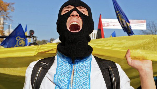 Польша стала для украинцев "доступным Западом", ведь язык здесь похож, а  цены низкие.