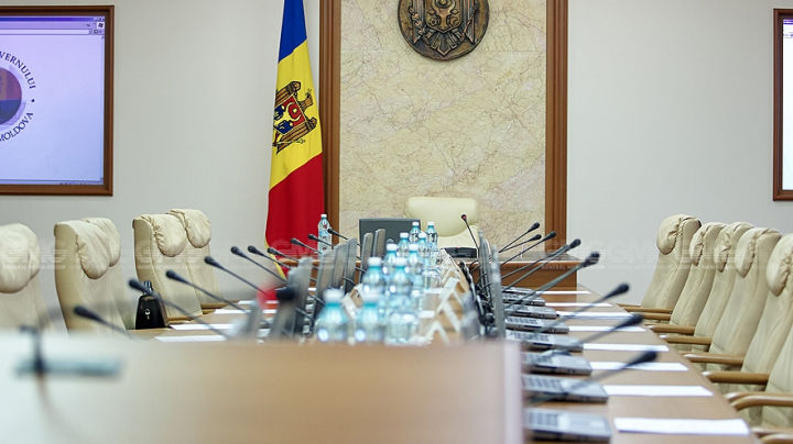 Реформа правительства необходима для повышения производительности труда и улучшения процесса распределения государственных средств. 