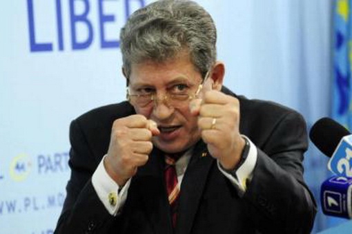 Cам политик признал, что ему принадлежит треть автозаправочных станций Eurosim.