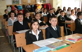 Numărul elevilor din instituţiile de învăţămînt primar şi secundar general, în ultimii cinci ani, s-a redus cu 17,6%. Foto: fundatiadinupatriciu.ro