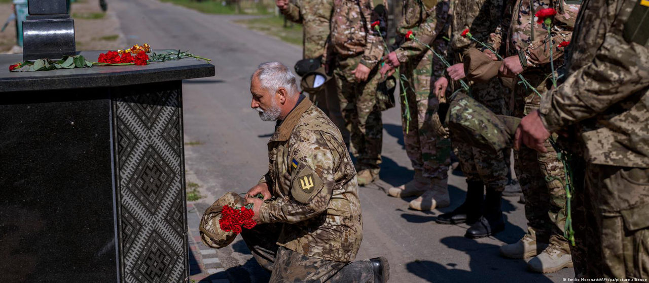 В Украину возвращены тела еще 42 погибших бойцов ВСУ. Фото: dw.com