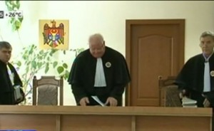 Cei trei judecători s-au adresat la Curtea Supremă de Justiție cu cererea de anulare a hotărârii CSM.