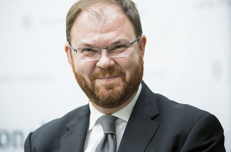 В 2018 году Серджиу Чокля получил общий доход в размере 2,29 мл леев из зарплаты главы НБМ.