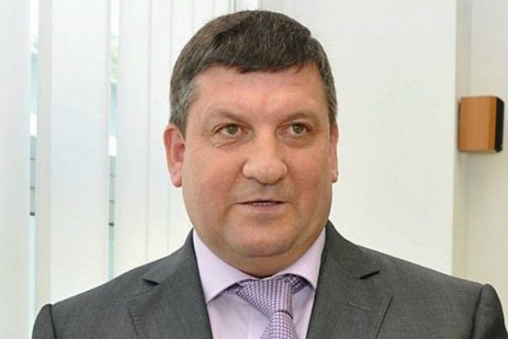 Ранее Киринчук запретил своим подчиненным в Минтраспорта разговаривать на русском языке.