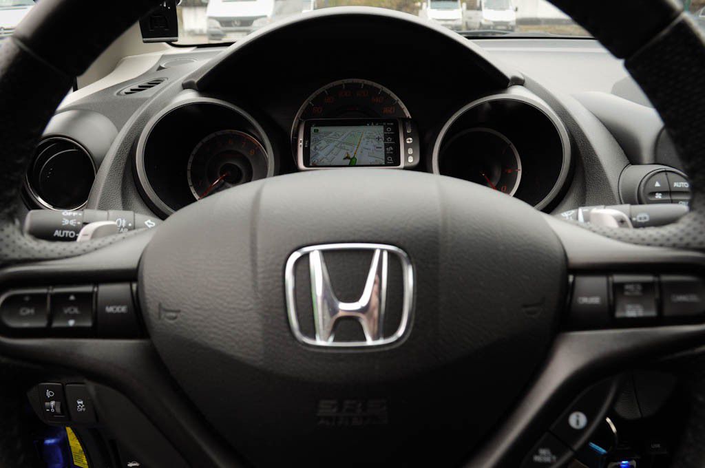 Японская компания Honda Motor Co объявила о планах выпуска самоуправляемых автомобилей к 2020 году.