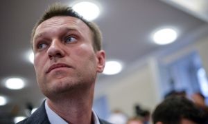 Навальный был задержан полицией на Триумфальной площади в центре Москвы.