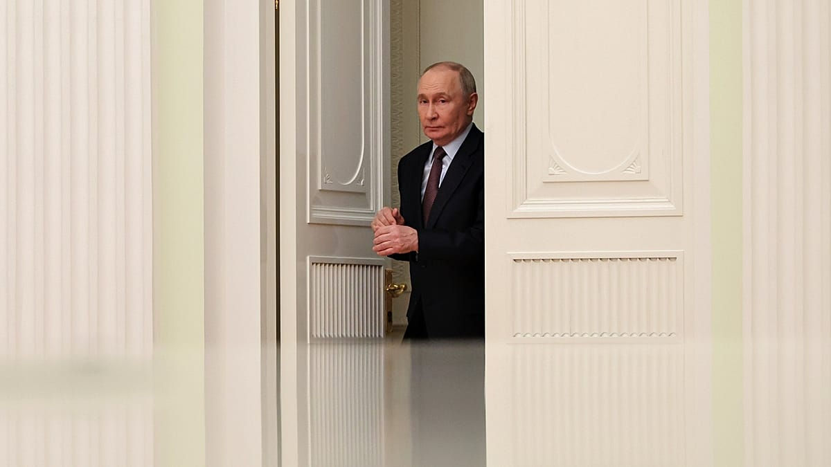 После 20 раундов санкций ЕС наконец-то видит трещины в российской экономике.