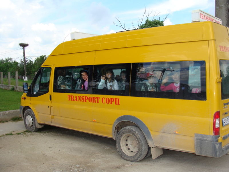 Petiție online: Transport pentru copii ce merg la grădiniță