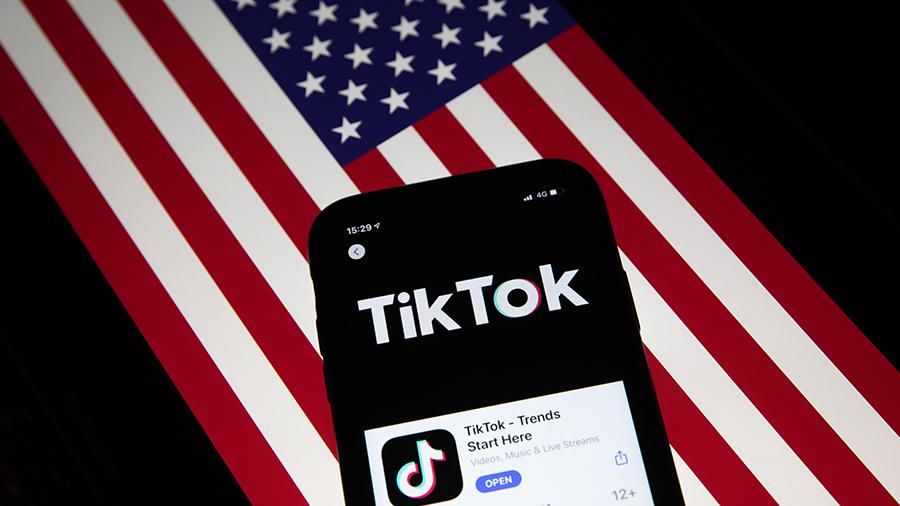 Власти США не намерены продлевать отсрочку запрета TikTok.