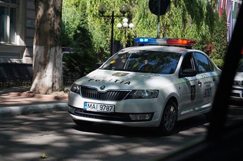 În două zile, 21 de șoferi din capitală au fost depistați că transportau copii fără scaune speciale.