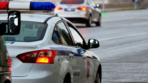 В Москве мужчина с аэрозольным баллончиком попытался ограбить банк.