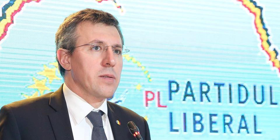 ЛП: Мы приветствуем правительство Санду и свержение режима Плахотнюка. 