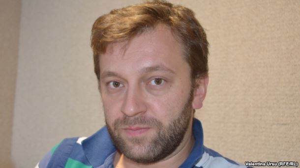 Депутат от блока ACUM Думитру Алайба. 