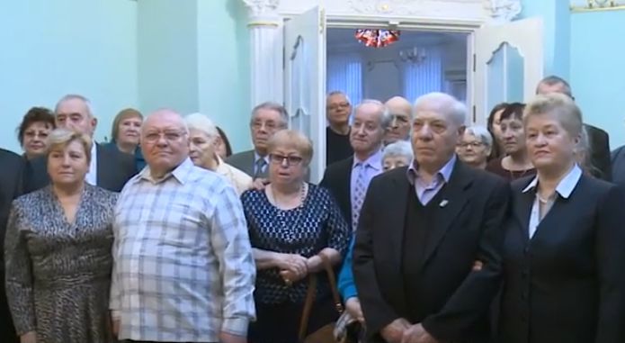 Десятки пар из Кишинева отметили золотую и бриллиантовую свадьбу.
