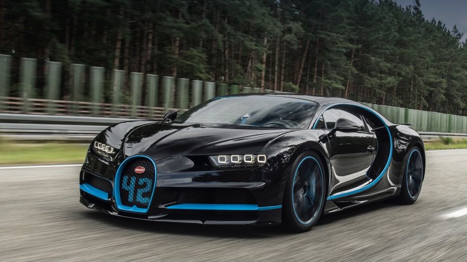 A fost lansat Bugatti Chiron, cea mai rapidă şi puternică maşină din lume. Foto: Bugatti