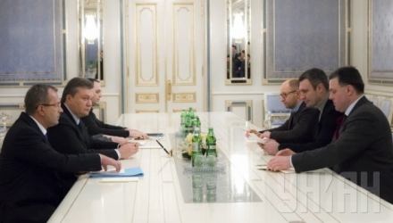 O atitudine "deplasată şi inoportună", a denunţat ambasadorul rus la UE Vladimir Cijov.