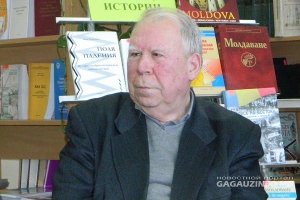 Молдавский политический обозреватель, доктор истории Иван Грек.
