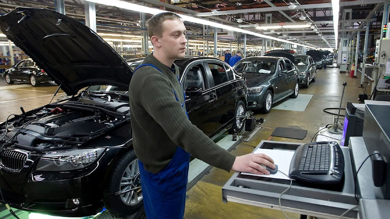 В Калининграде производятся «пиратские» машины BMW — ещё из довоенных комплектующих.