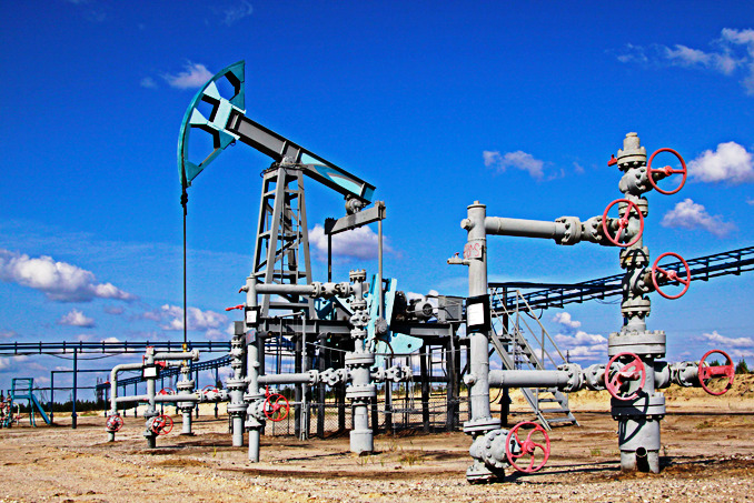 Цена нефти Brent опустилась ниже 66 долларов за баррель.
