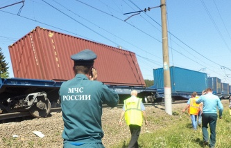 Представители УЖД подтвердили, что вагоны грузового поезда действительно принадлежали украинскому центру транспортного сервиса Лиски.