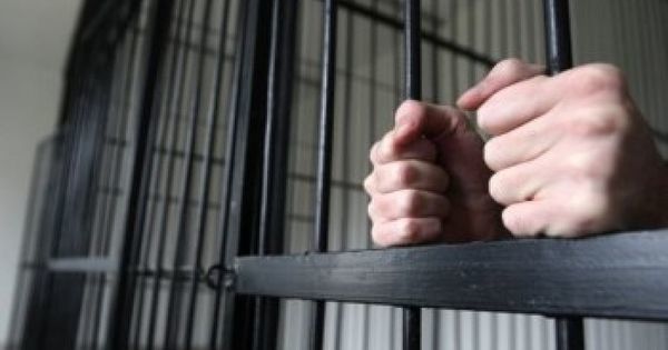 В тюрьме Прункул повесился заключенный, осужденный за убийство.