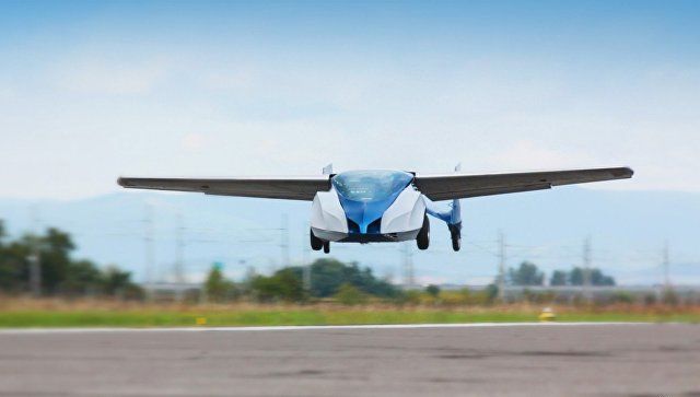 Работы по созданию нового типа «летающего автомобиля» могут завершить к 2021 году в России.