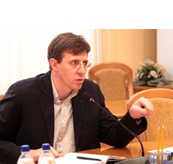 После двухнедельного отпуска мэр Киртоакэ активно тормошил подчиненных.
