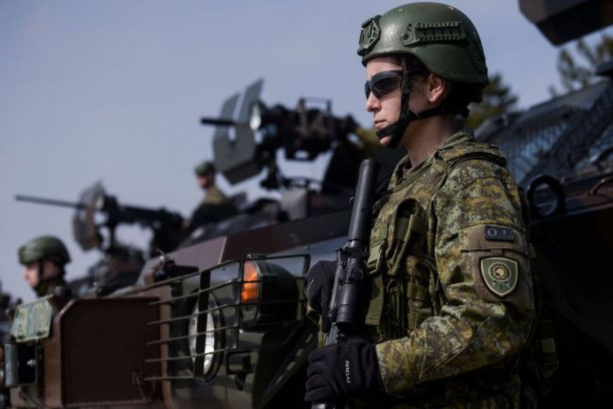 В Косово начали прибывать британские военные, которые усилят контингент НАТО.